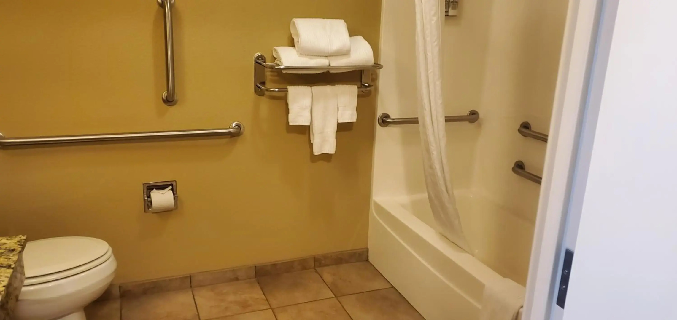 Candlewood Suites Champaign-Urbana University Area by IHG