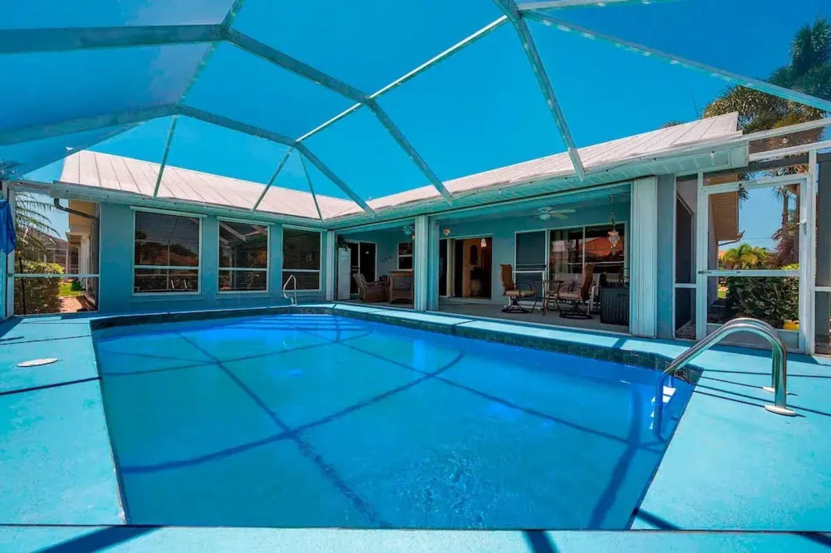 Gorgeous Villa In Cape Coral, Florida's Gulf Coast 3 Bedroom Villa by Redawning