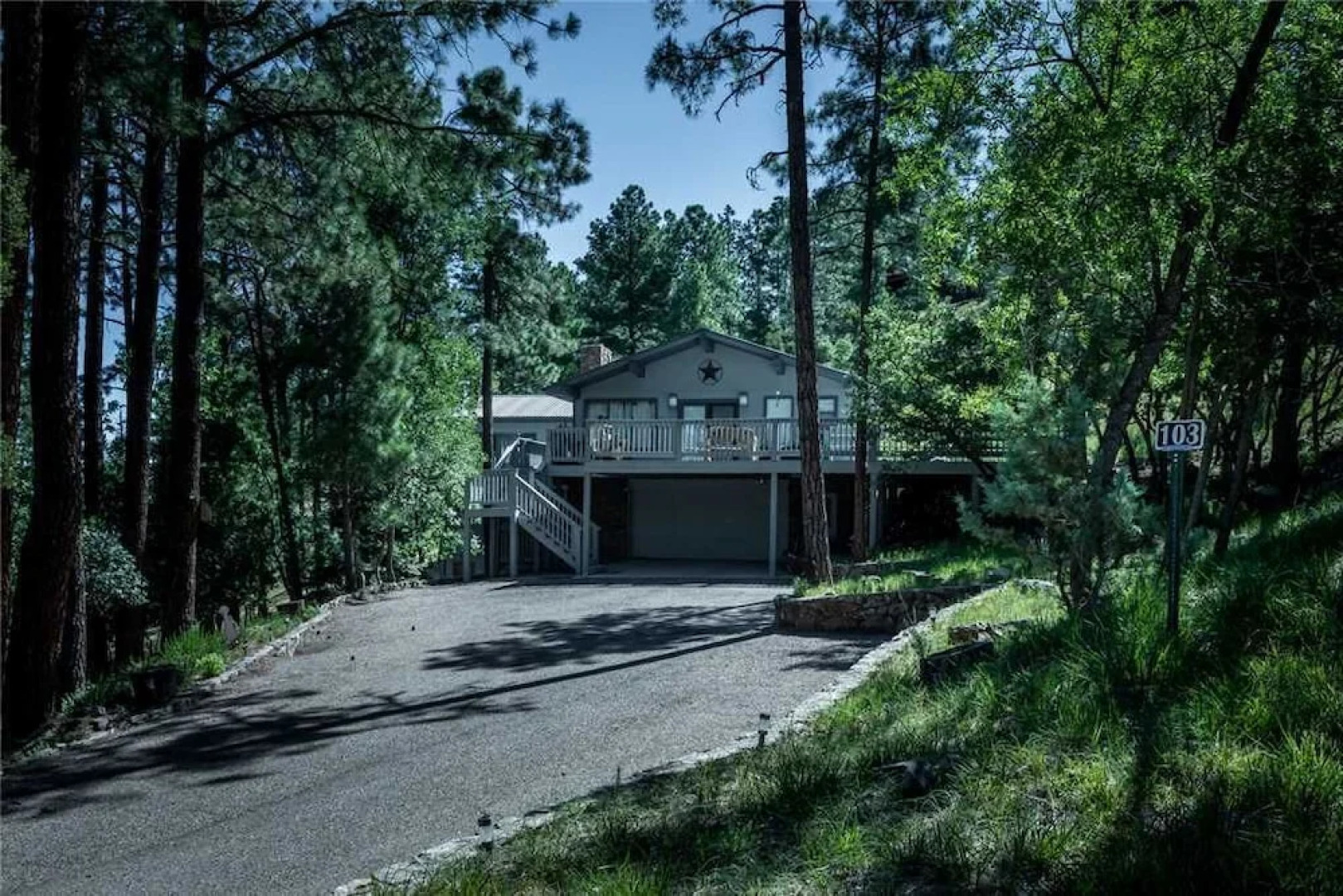 Holly Haven - Five Bedroom Cabin