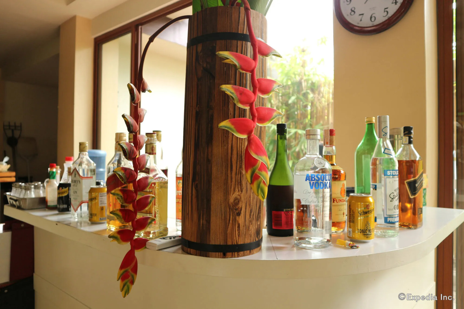 Bravo Resorts - Munting Paraiso