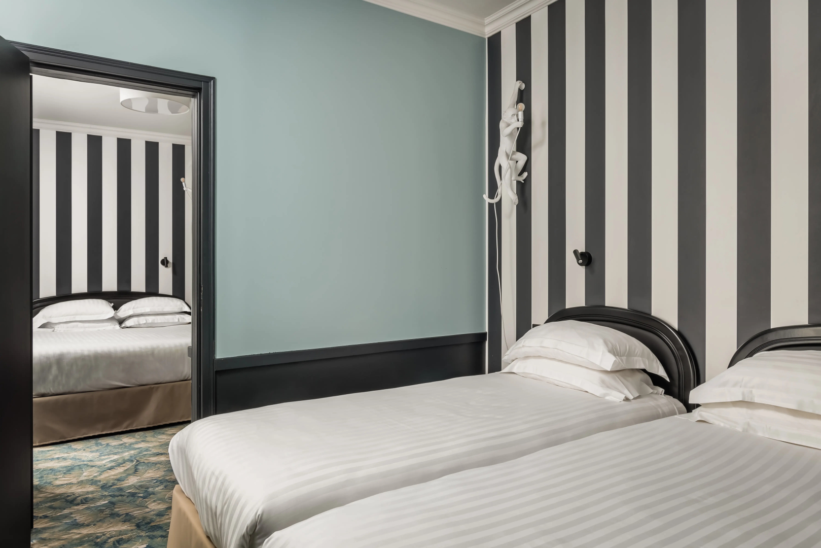 Archetype Etoile Hotel