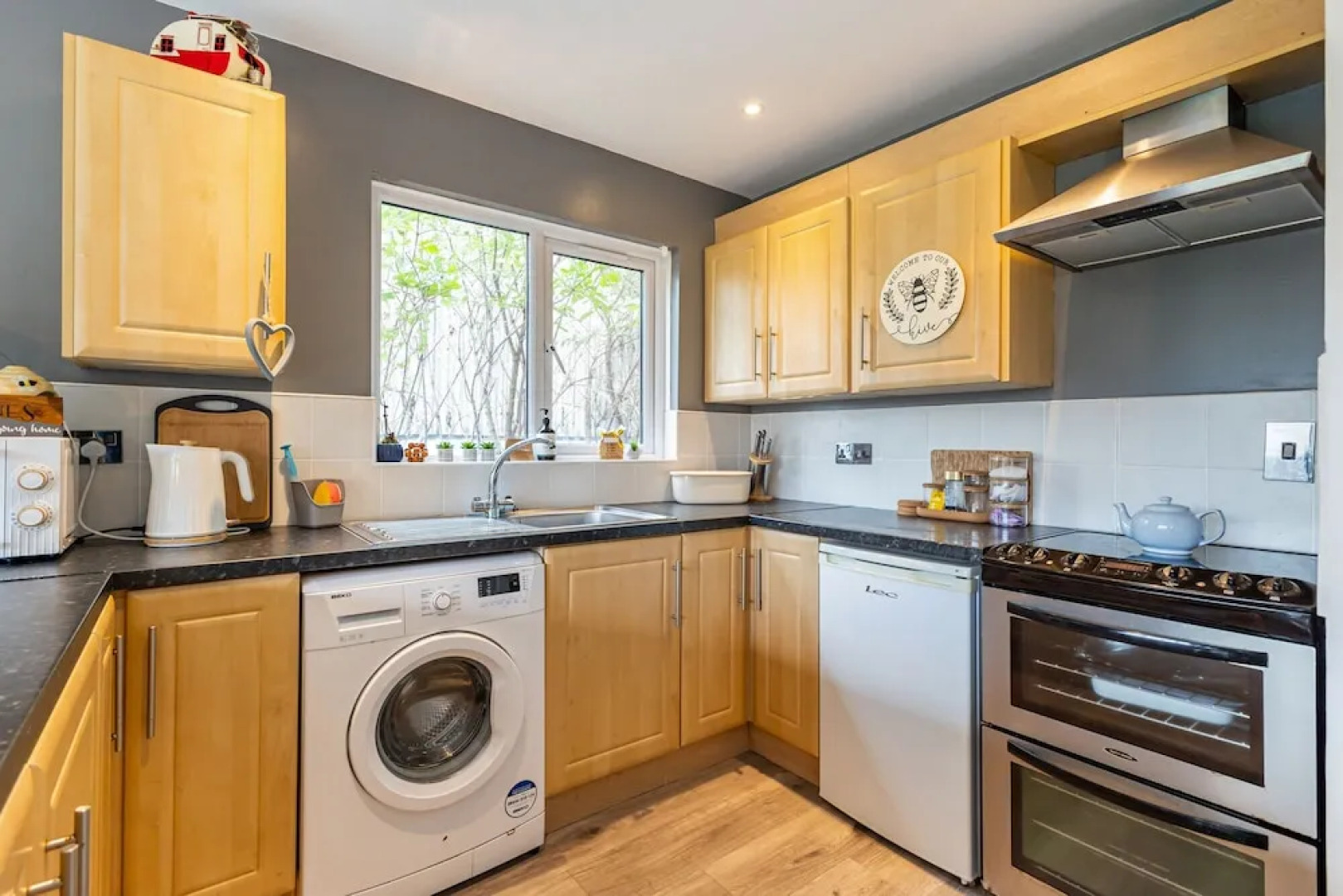 Central Apartment 3B