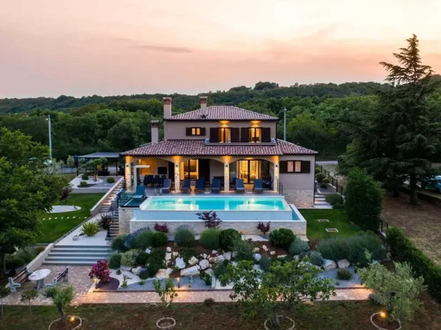 Villa Terra Comfortable Holiday Residence