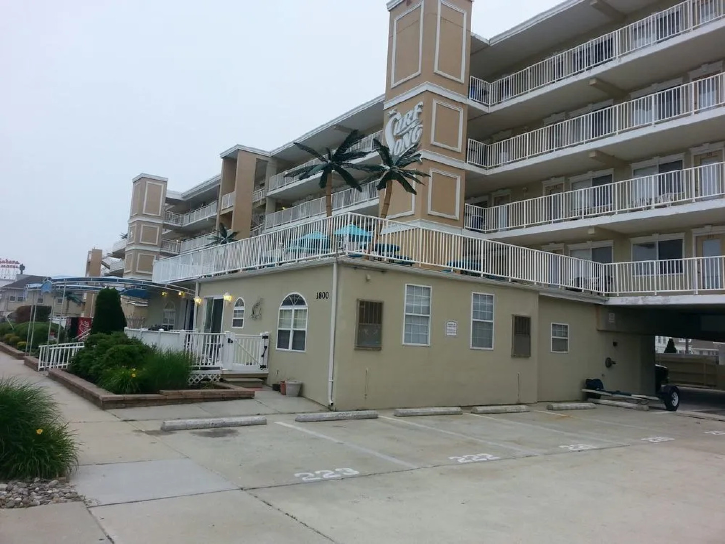 Surf Song Beach Resort of North Wildwood