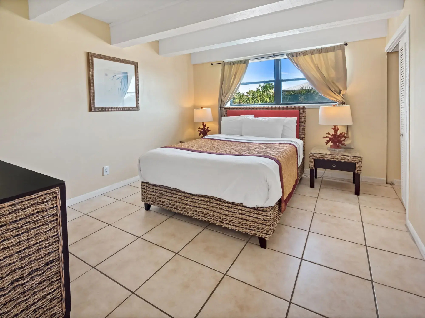 The Royal Inn Beach Hotel Hutchinson Island