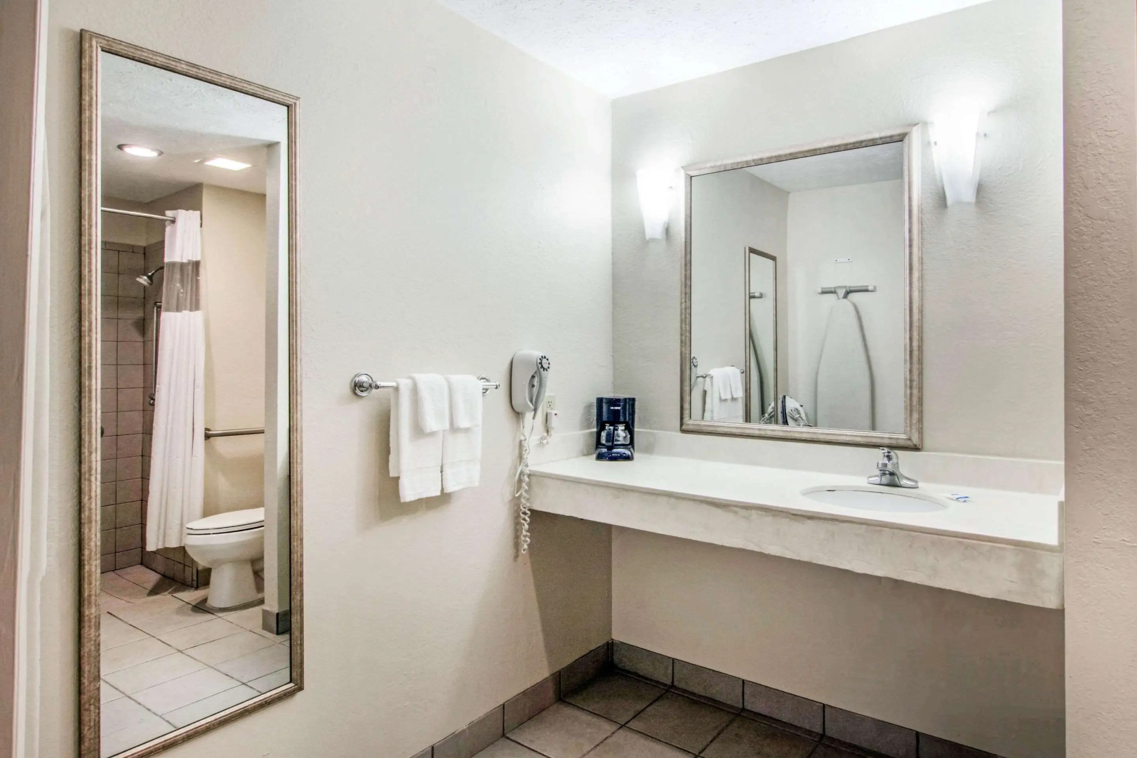 Rodeway Inn La Grange East