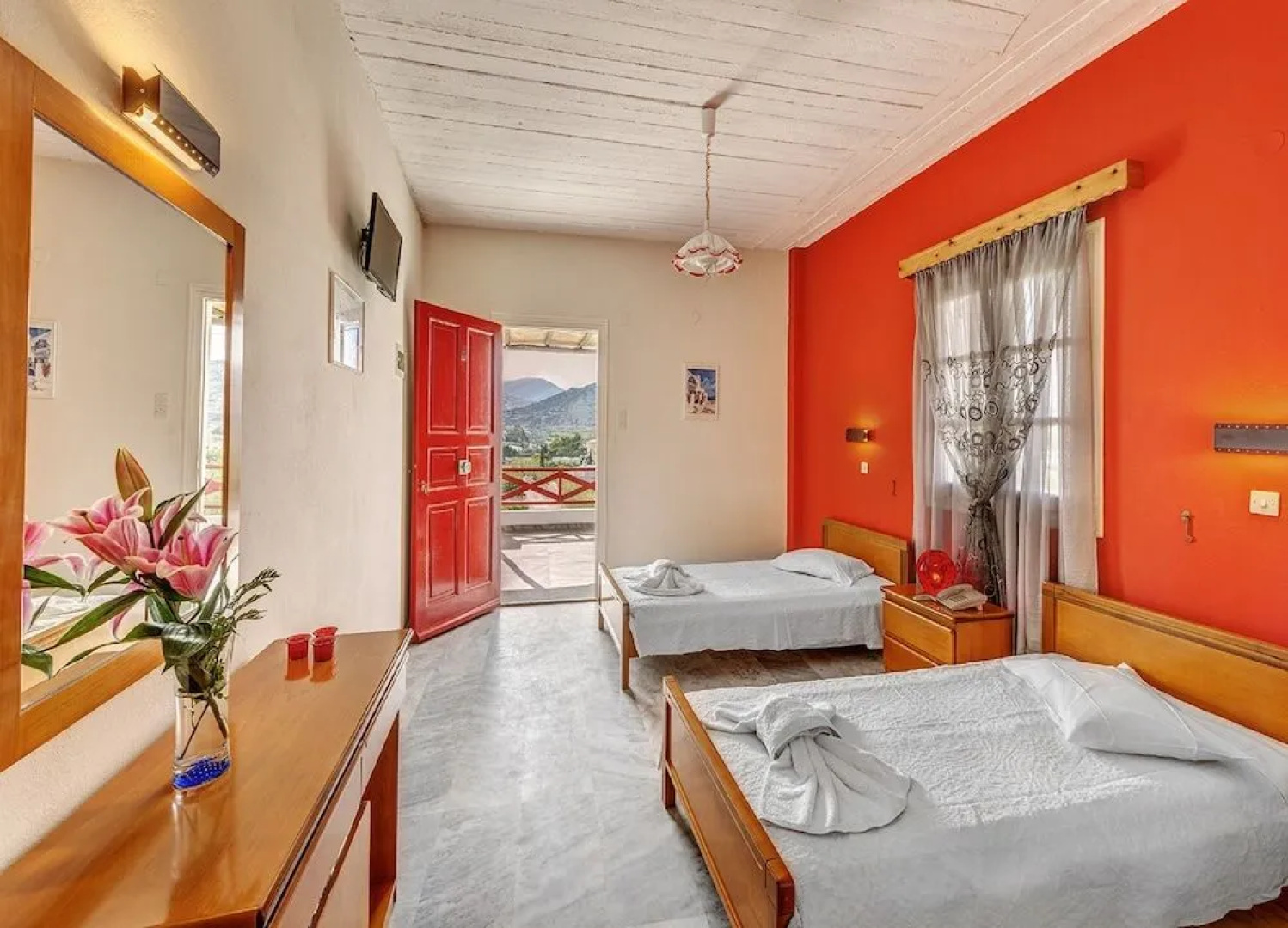 Smaragdi Hotel Apartments