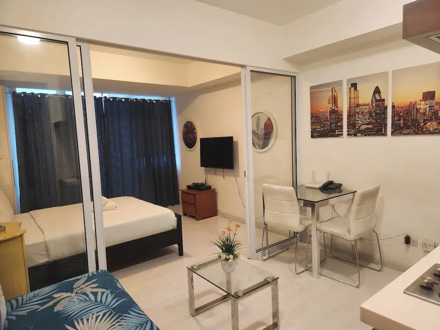 Azure Staycation Philippines by AMRS Near Manila International Airport
