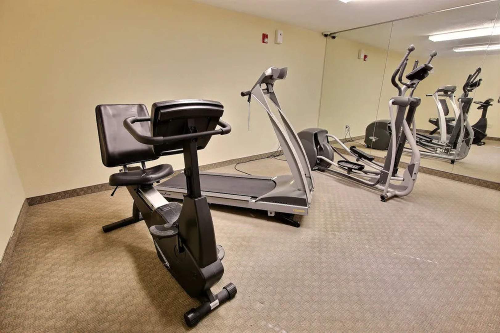 InTown Suites Extended Stay Newport News VA - I-64