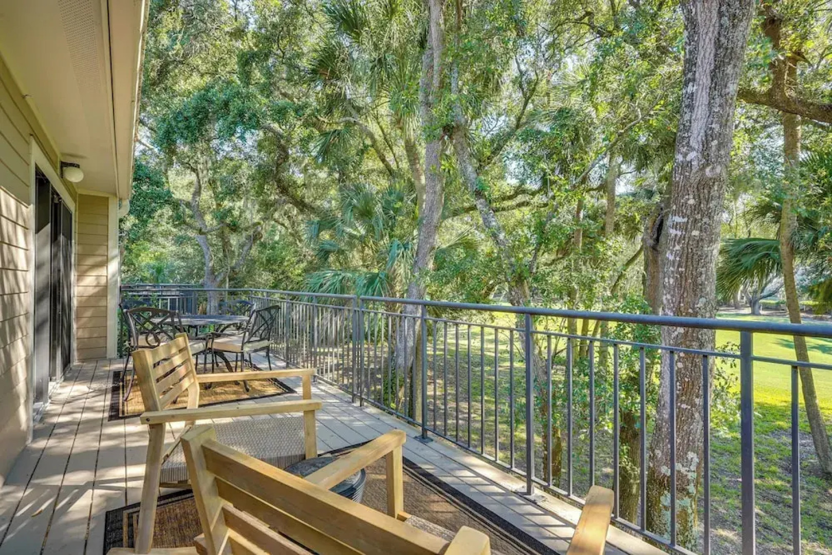 < 1 Mi to Seabrook Island Beach: Golf-view Villa!