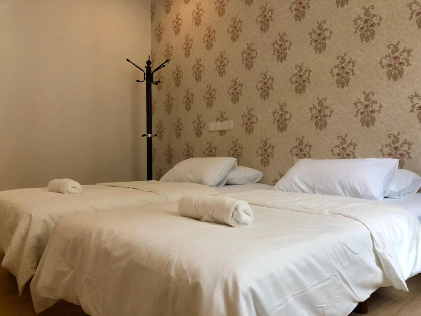 Island Hostel Bayan Lepas Airport