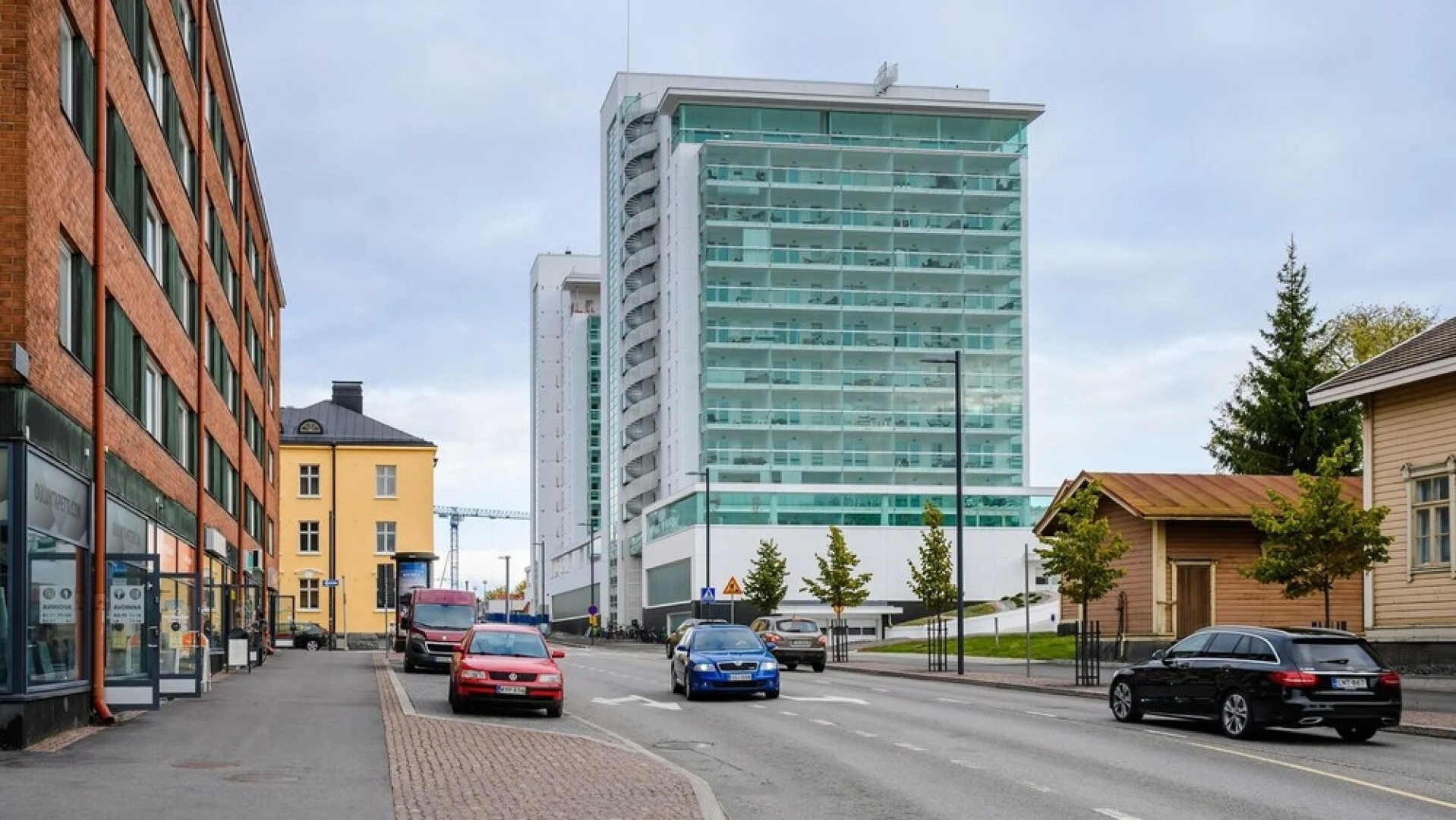 New 1br apartment with a parking spot