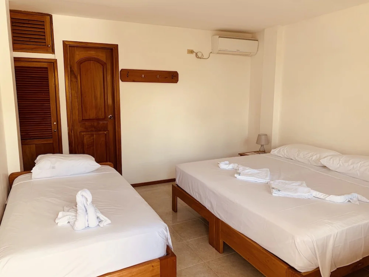 White House Galapagos