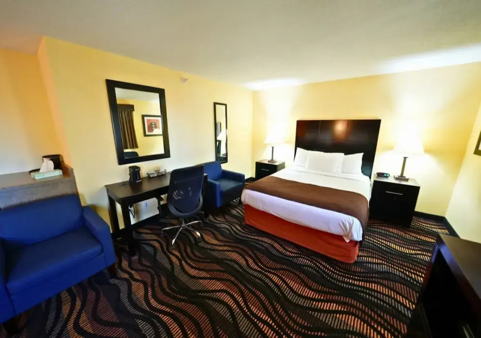 Rock Island Inn & Suites Streator IL