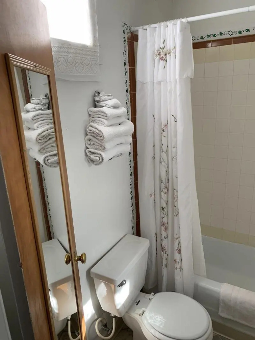 Sugarloaf Mountain Motel