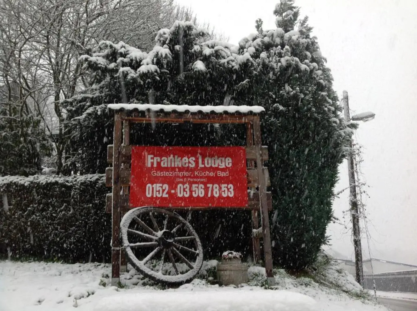 FRANKES LODGE Apartment mit Garten und Pool