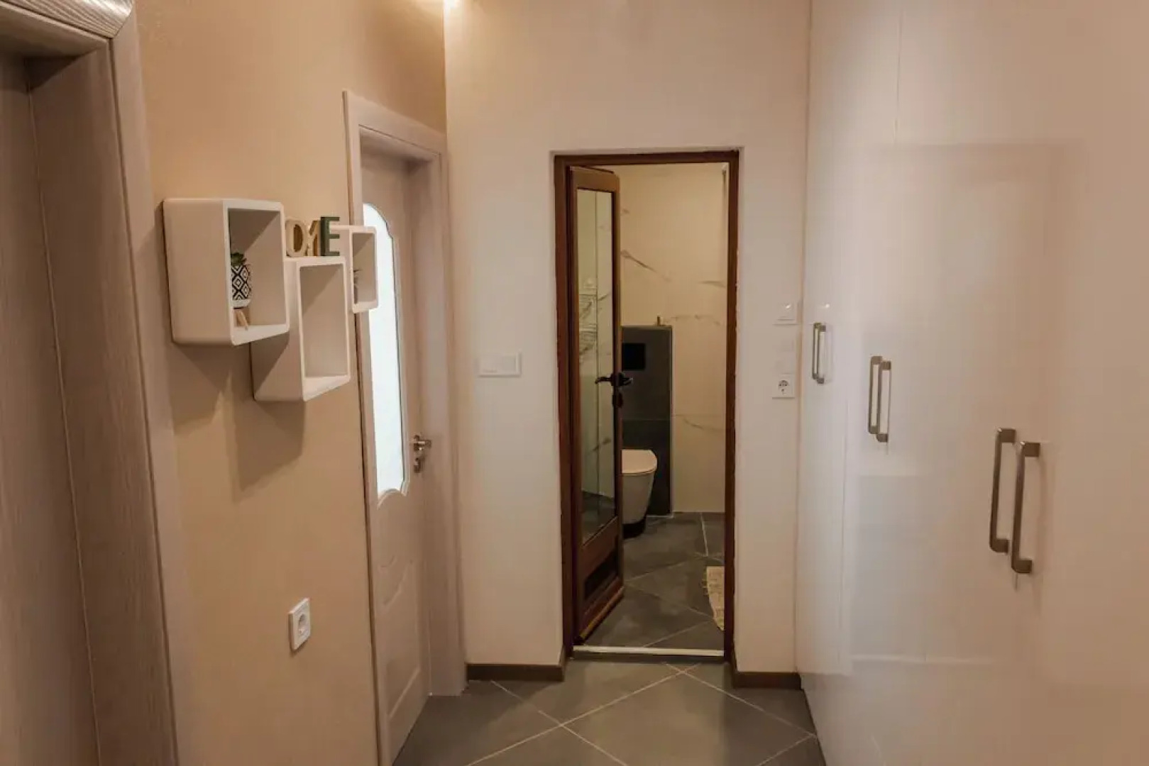 Central Apartment with View