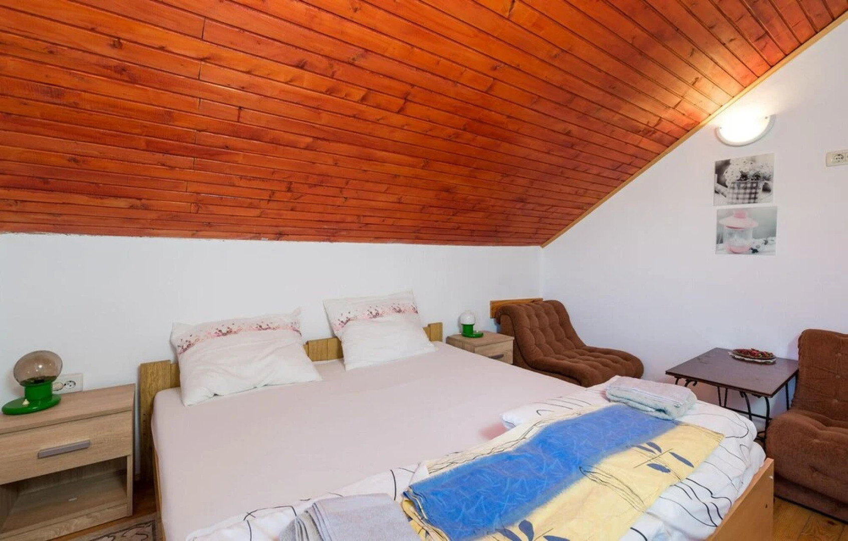 Awesome Home in Fuzine With Wifi and 5 Bedrooms