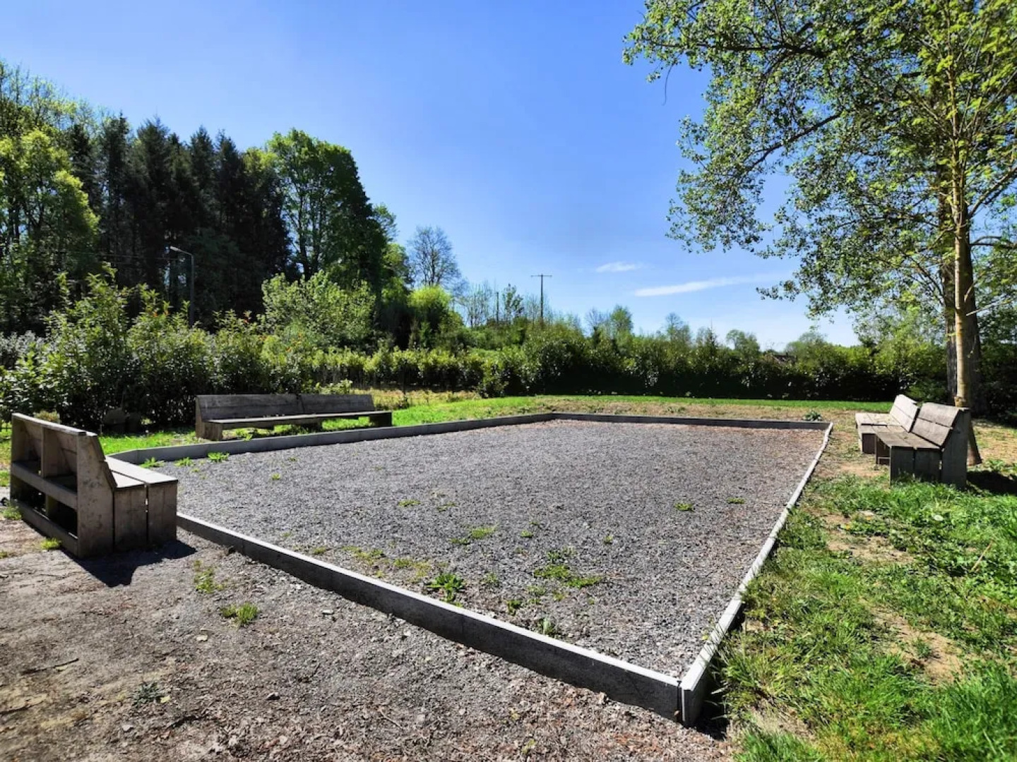 Cottage on the Banks of the Ourthe in Durbuy