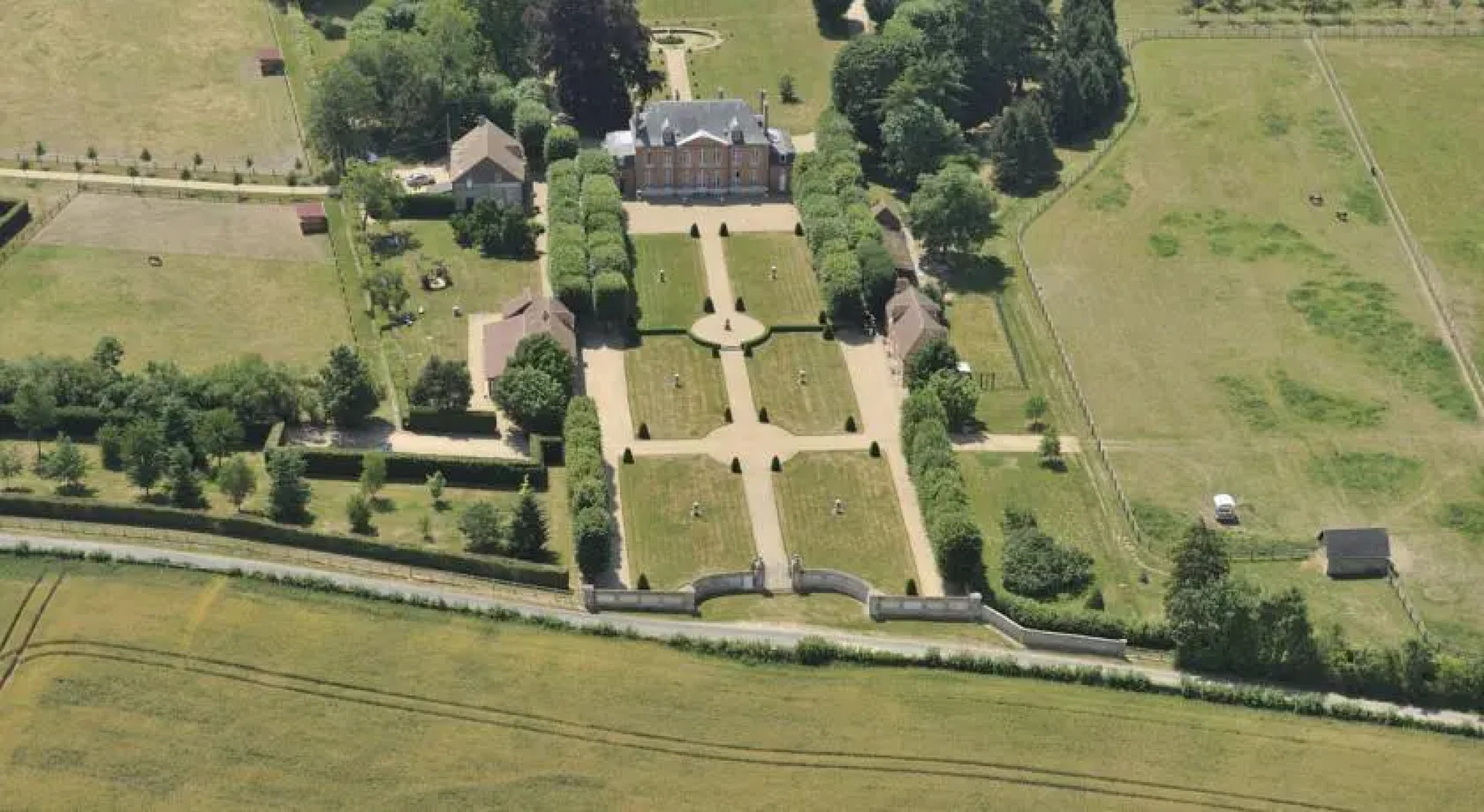 Chateau d Emalleville