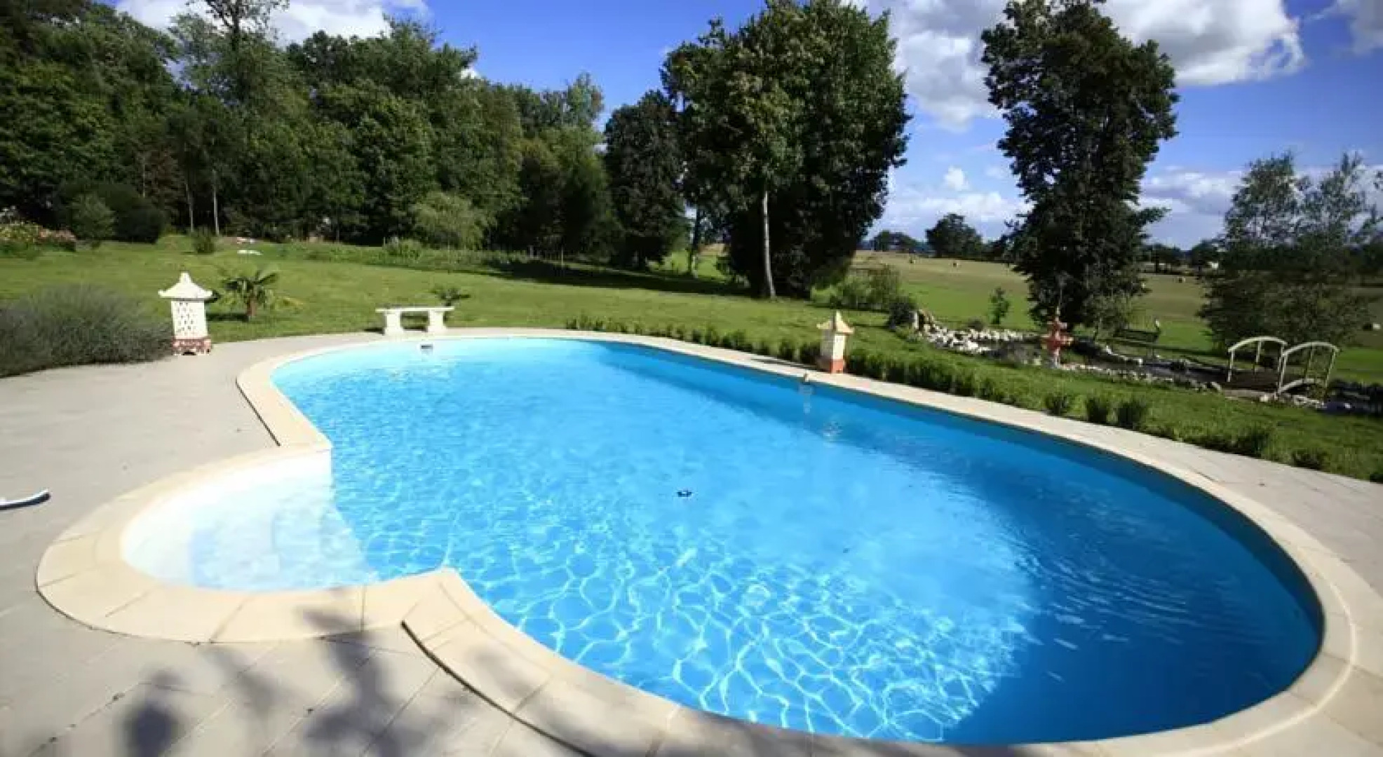 Château de Vèzes, Gîtes Source de Vie