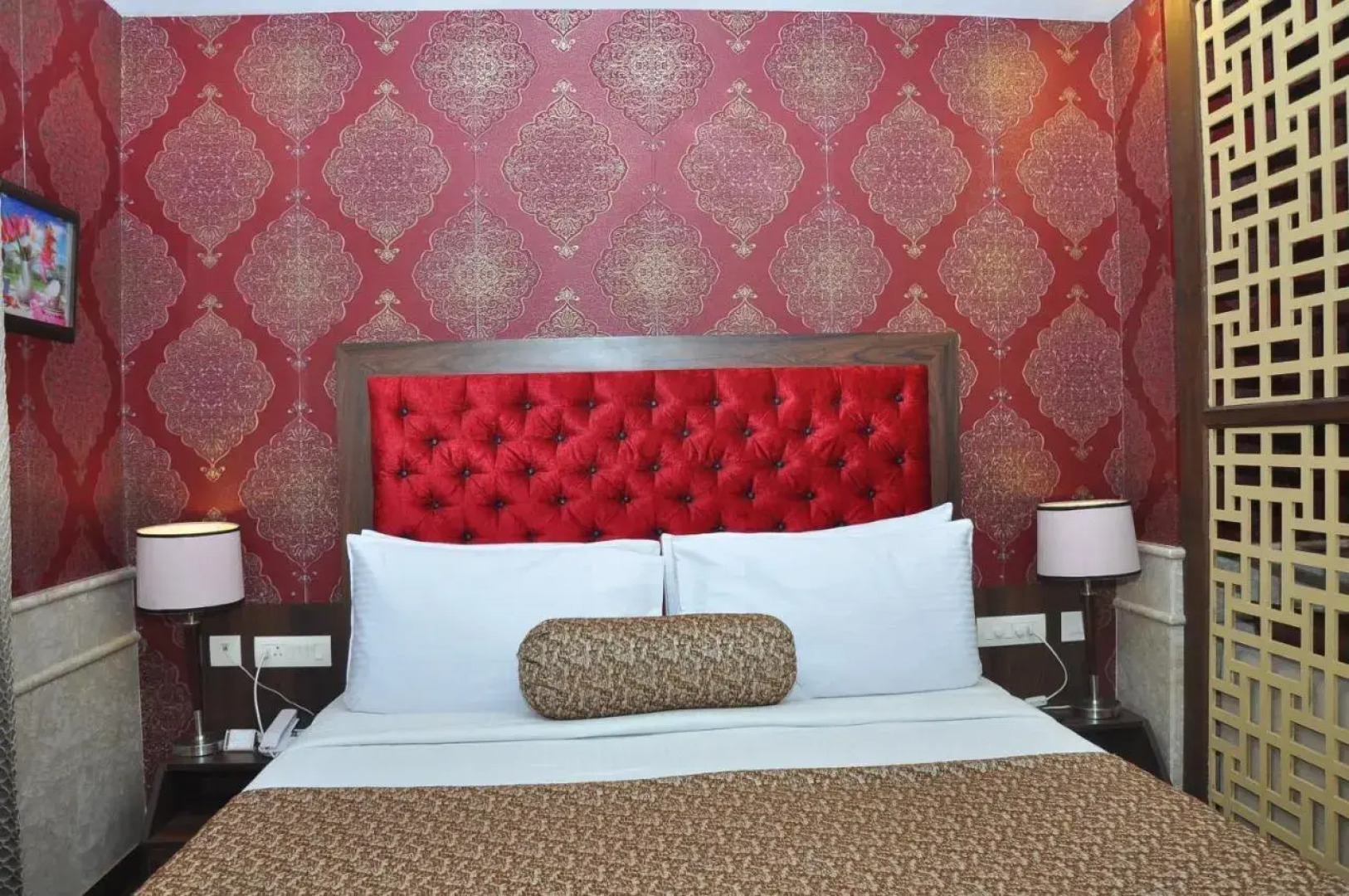 Hotel JSR Continental