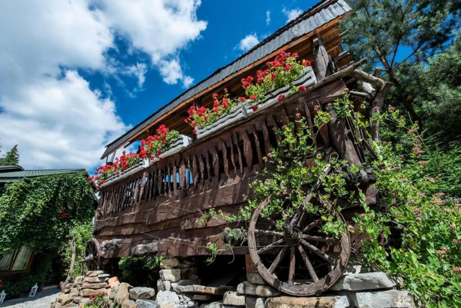 Отель Старая Правда