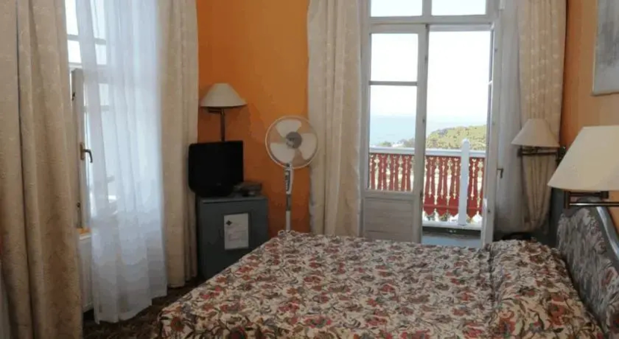 Merit Halki Palace Hotel