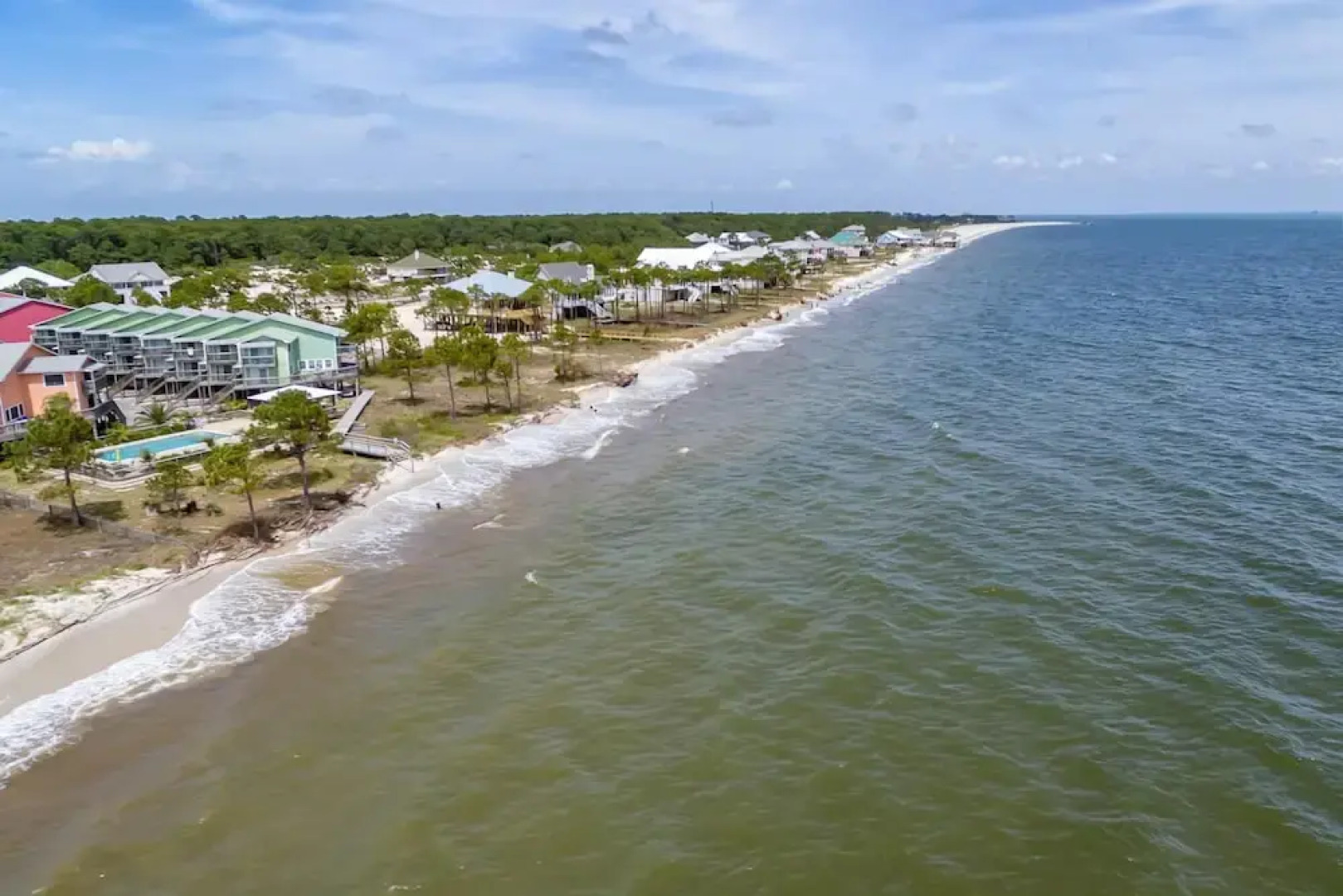 Bikinis & Martinis - Surf Club B12