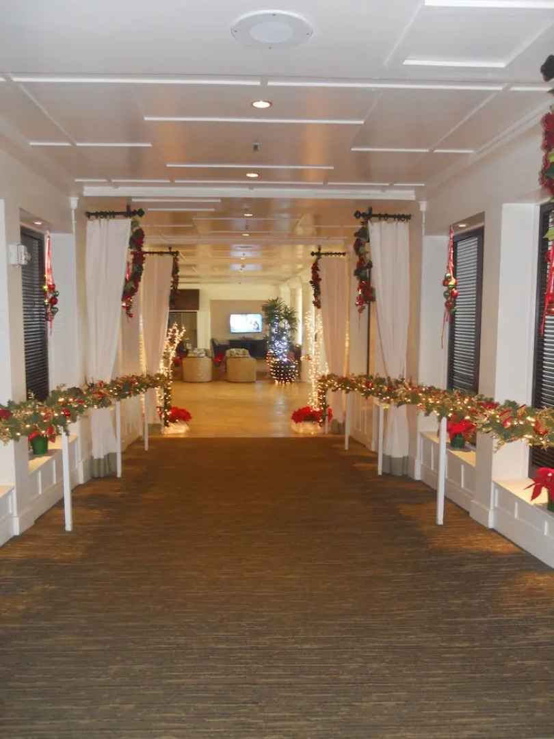 2417 at Lihue Oceanfront Resort