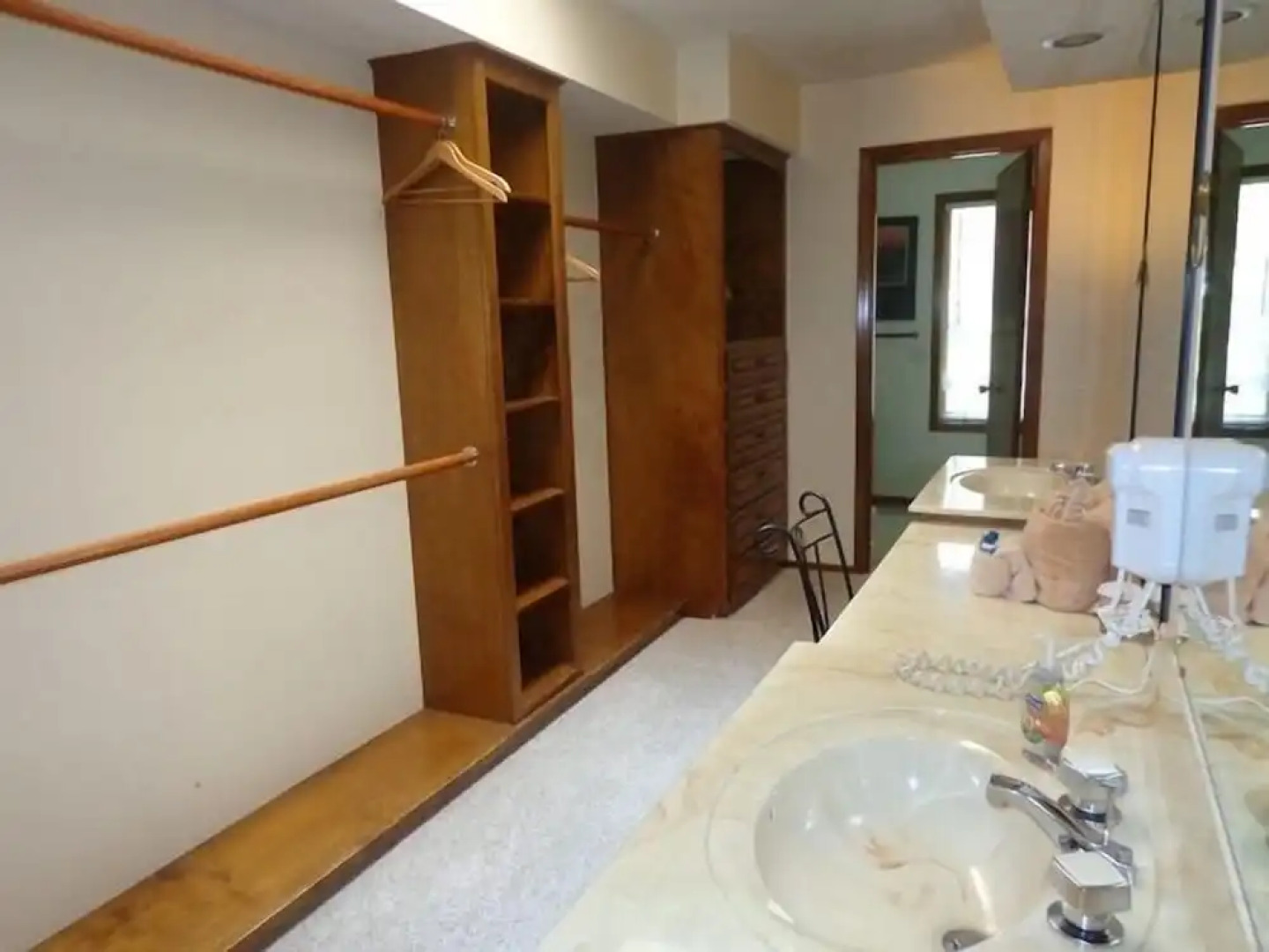 Forest view, log-sided two bedroom, two bath condo on Lake Ouachita. by RedAwning