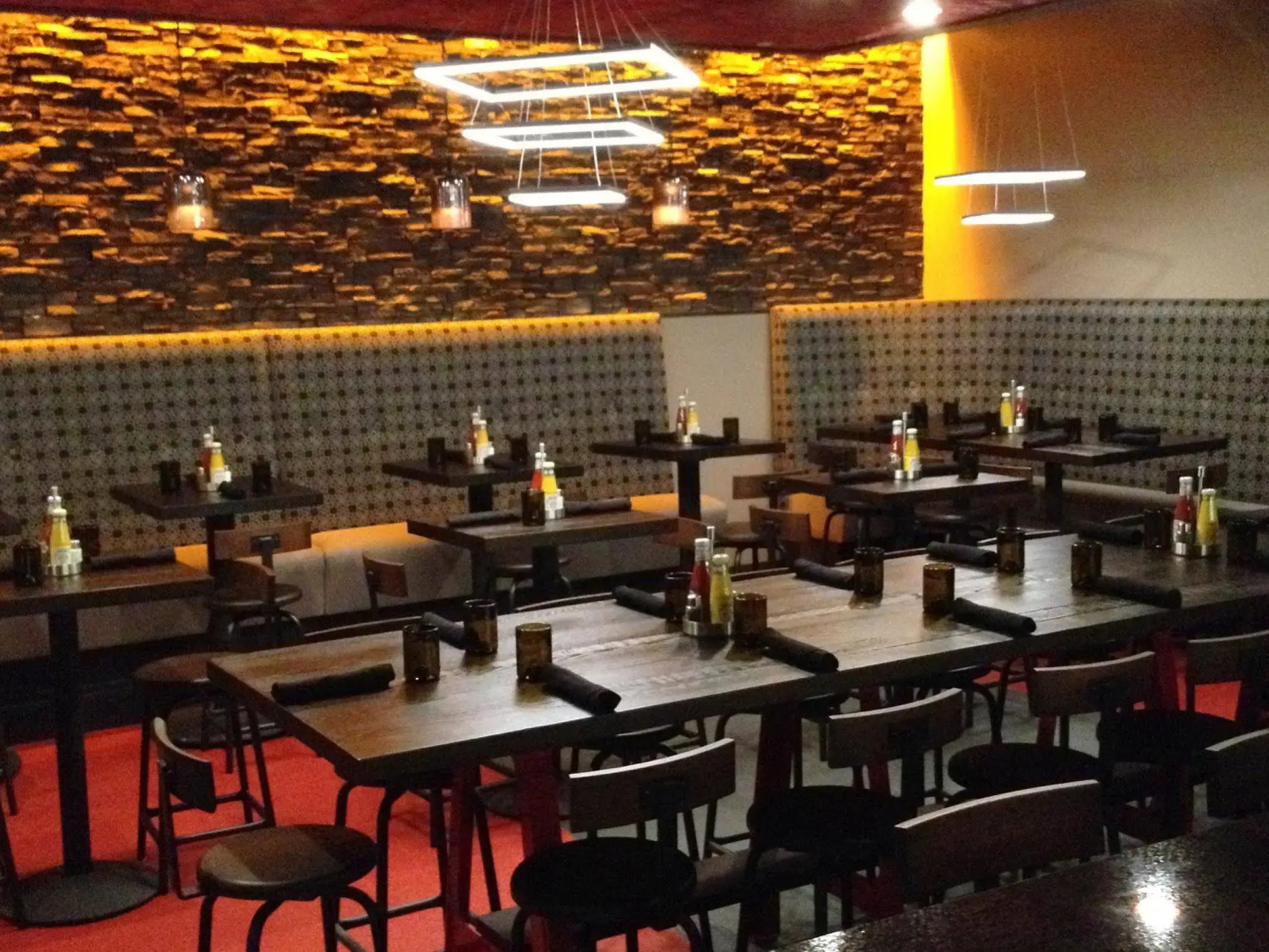 DoubleTree by Hilton St. Louis Airport