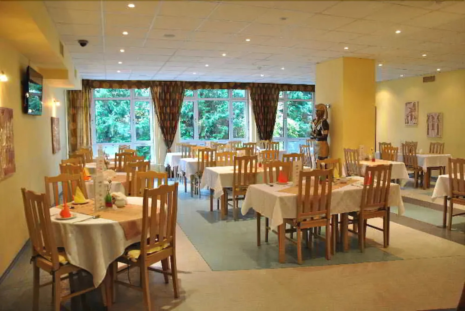 Relax Inn Health & Spa