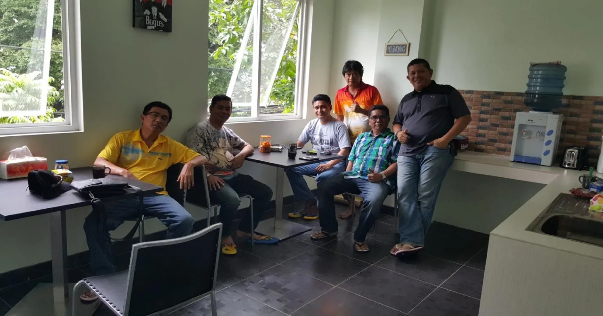 RedDoorz Hostel @ Manado Green Hostel