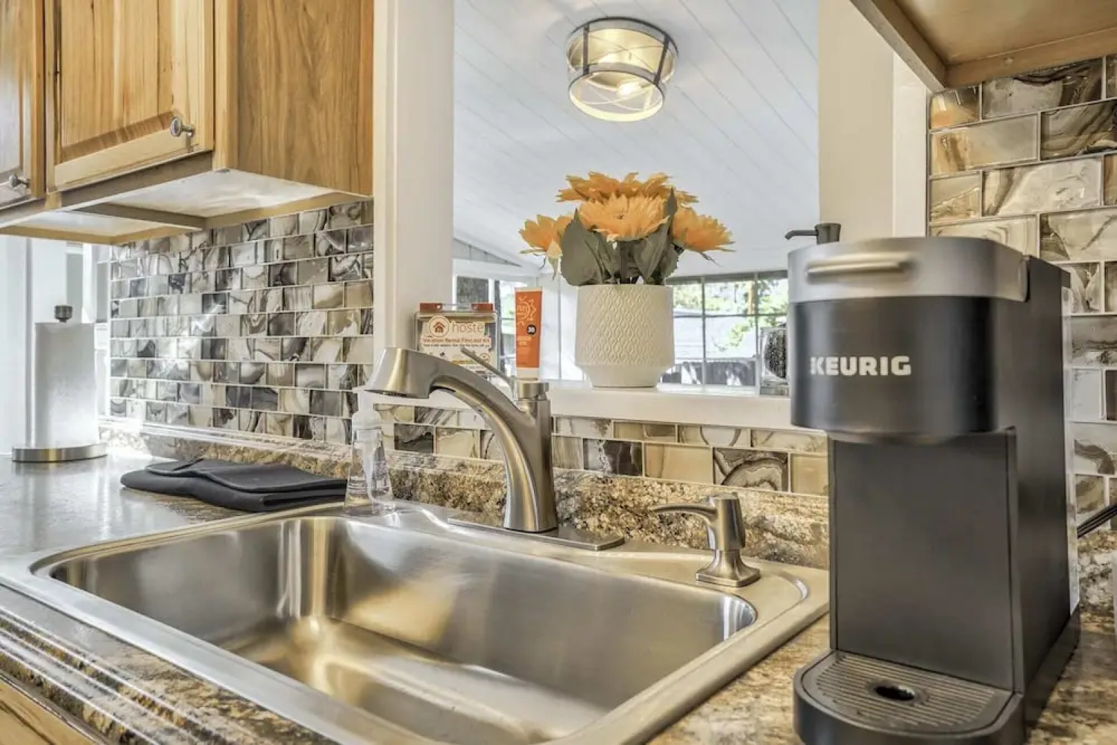 2brwren's Nestdowntown and Hiking Nearby