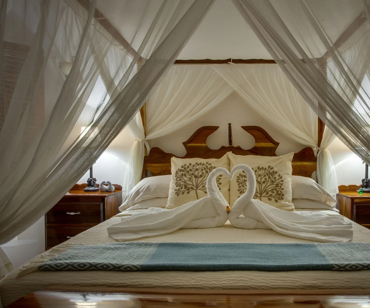 The Crimson Orchid Inn at Orchid Bay