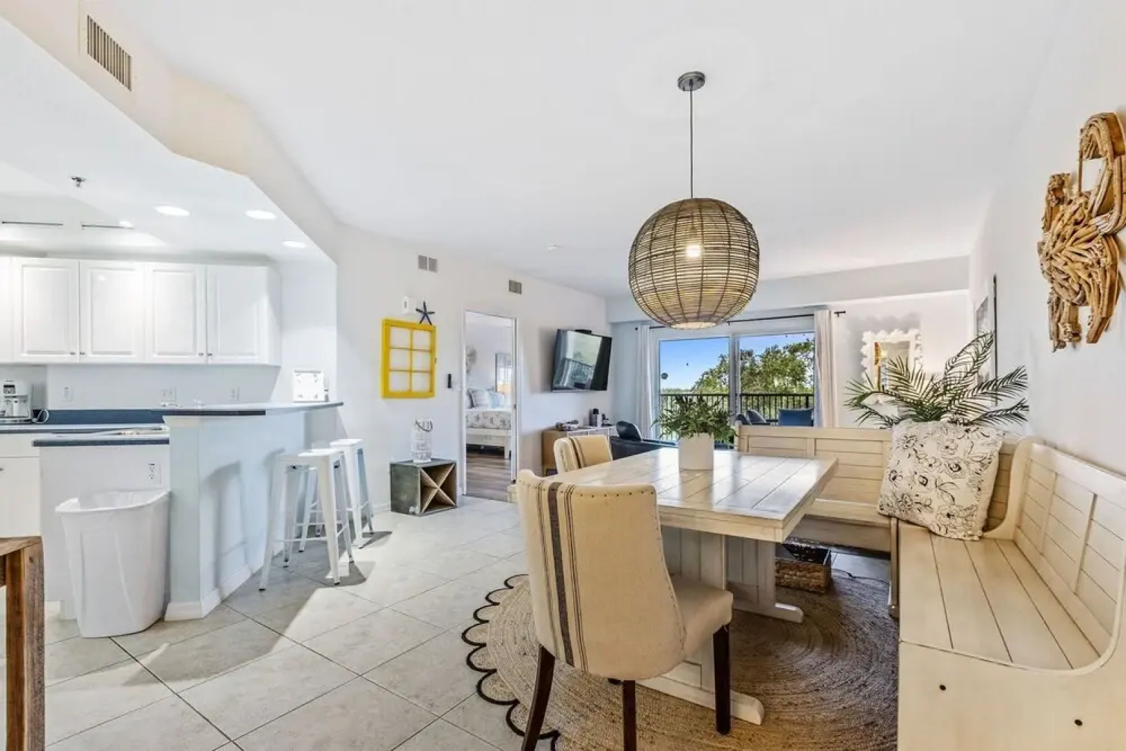 Come Drift Away in This Gorgeous Coastal Themed 3bed 2 Bath Condo Ow9-302