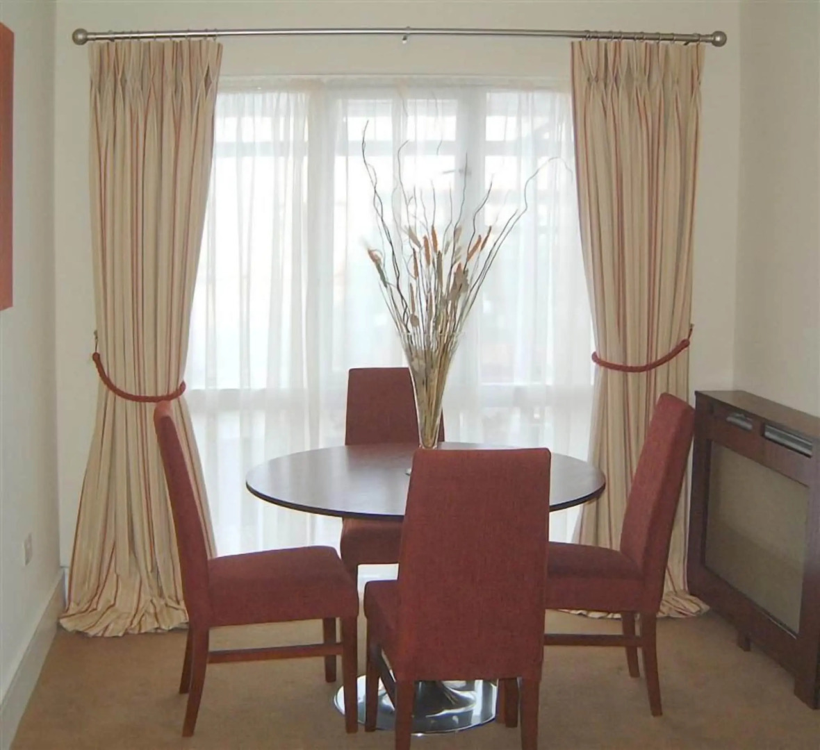 Castle Oaks House Hotel