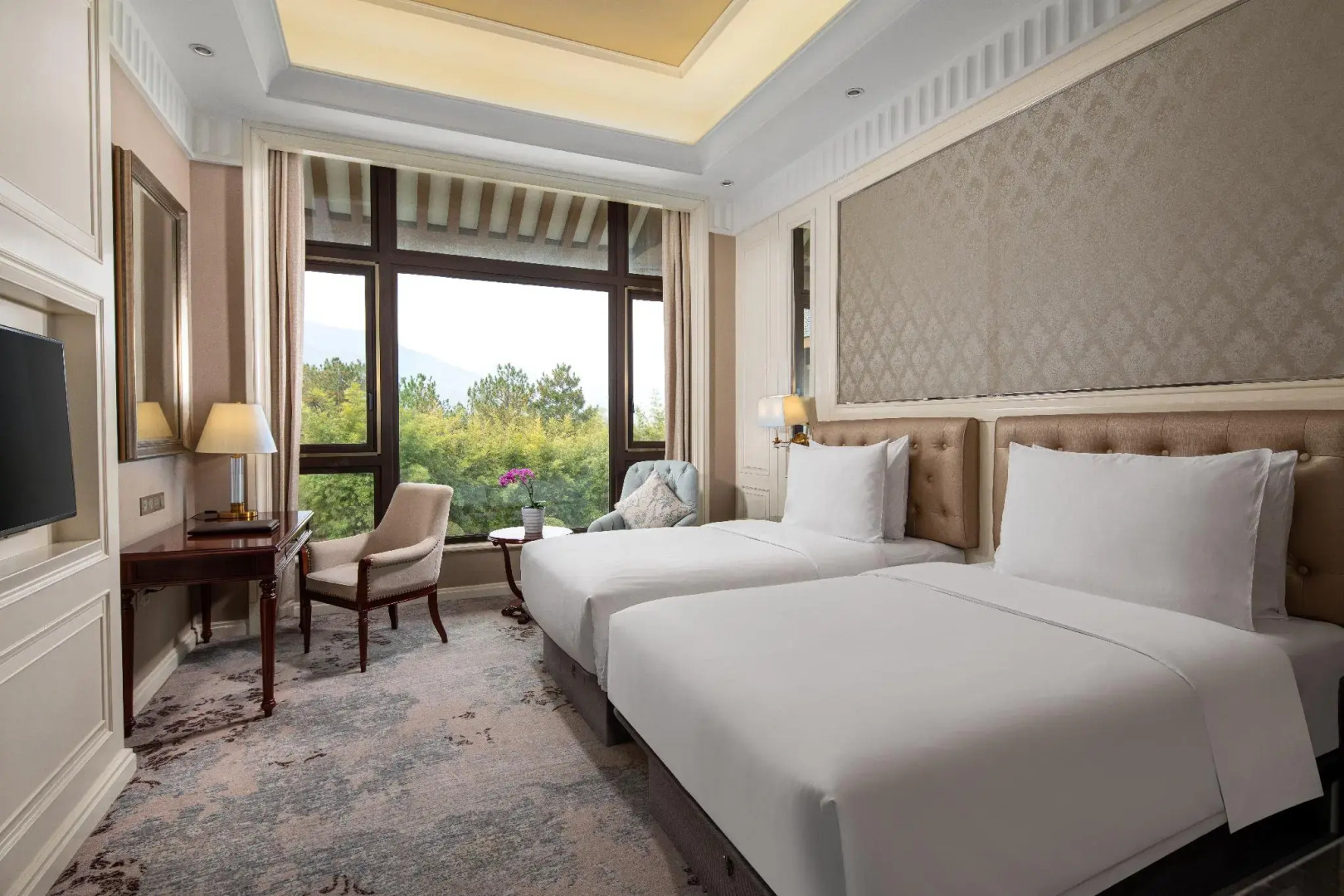 The Carp Islet Resort