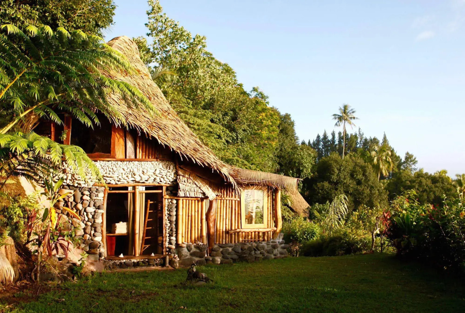 Vanira Lodge