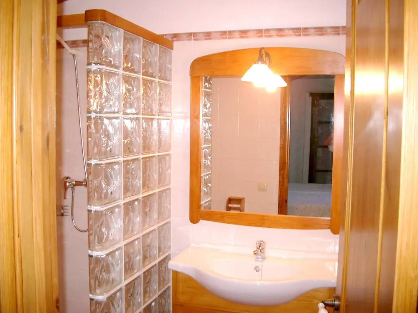 House With 3 Bedrooms in Turbiàs, With Wonderful Mountain View, Furnis