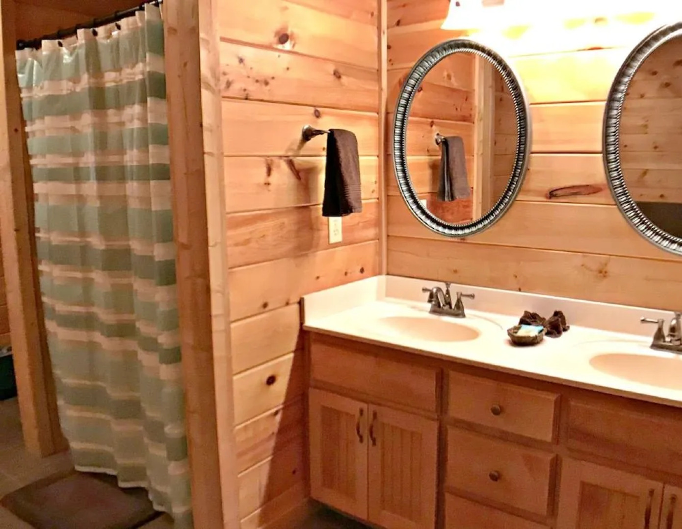 Cove Meadows Cabin 3423 - 2 Br cabin by RedAwning