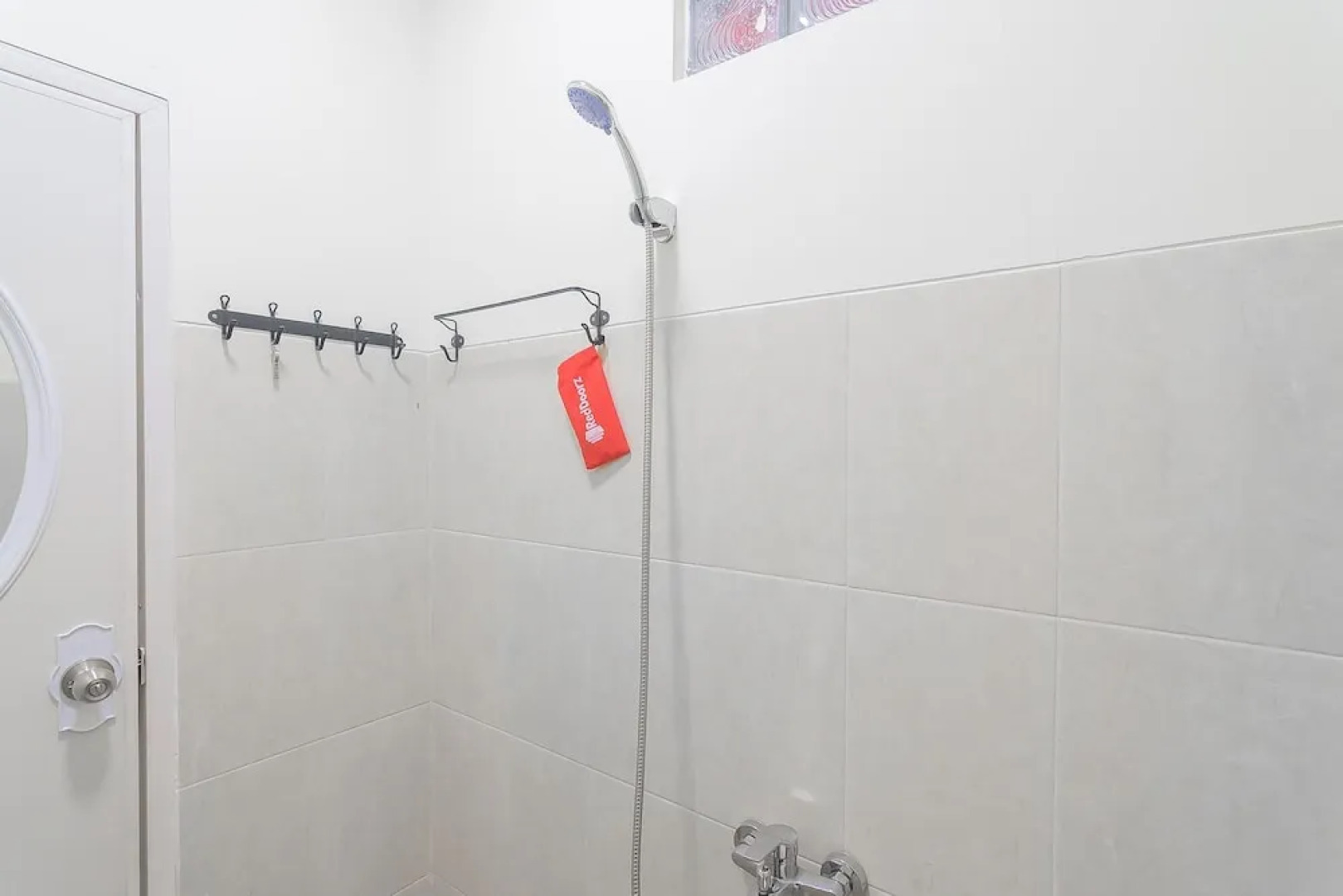 RedDoorz Resort Syariah @ Batu Apung Purwakarta