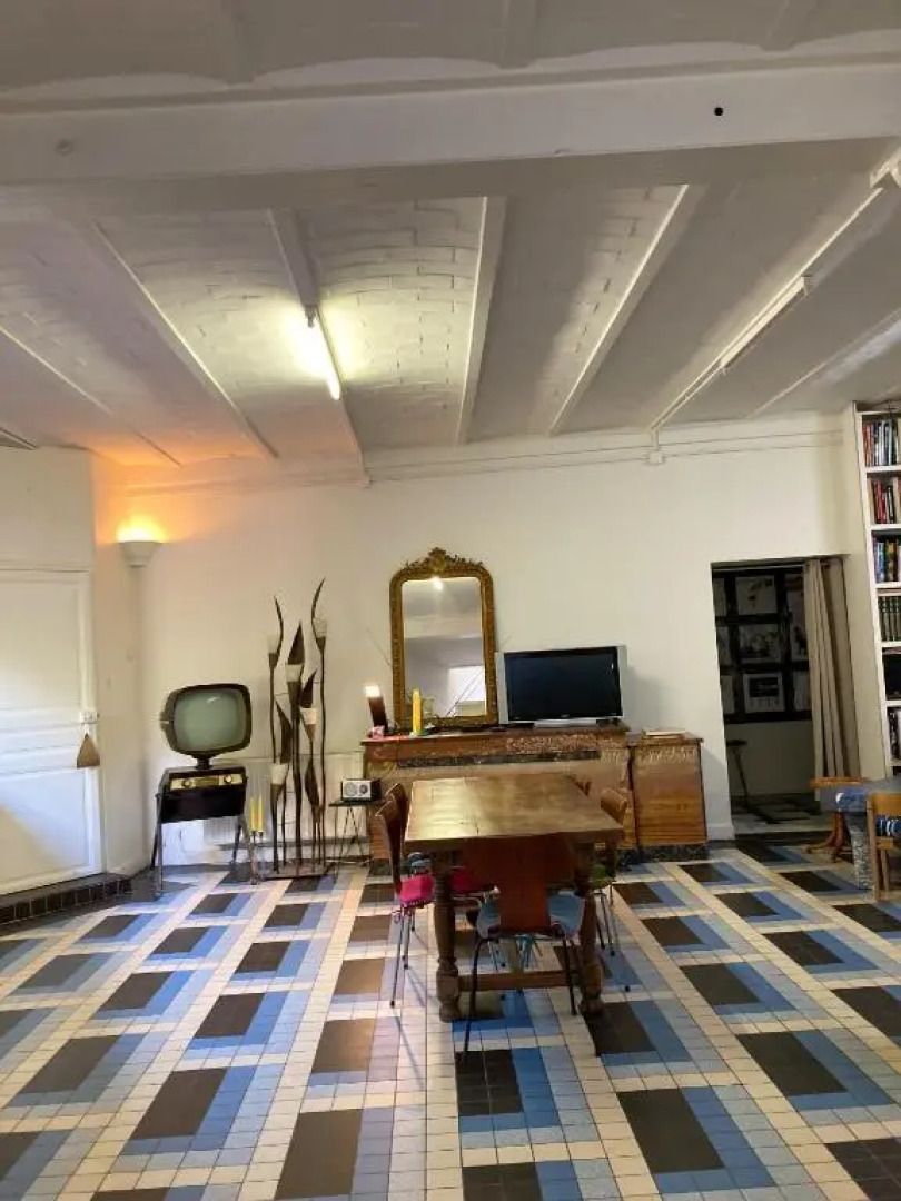 La Villa Victoria by Lakonik