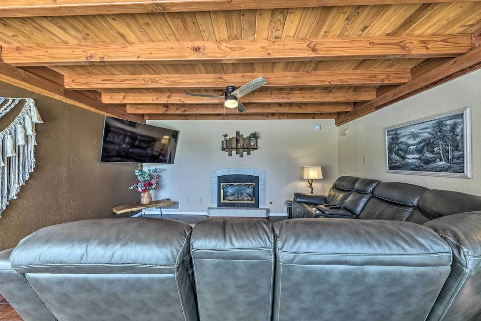 Hot Tub, Game Room & Sauna: Ruidoso Hideaway!