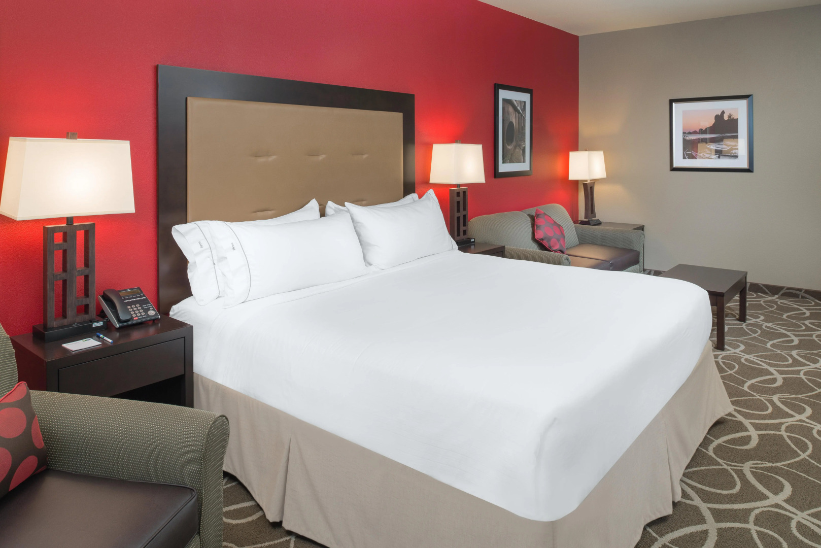 Holiday Inn Express Klamath - Redwood Ntl Pk Area by IHG