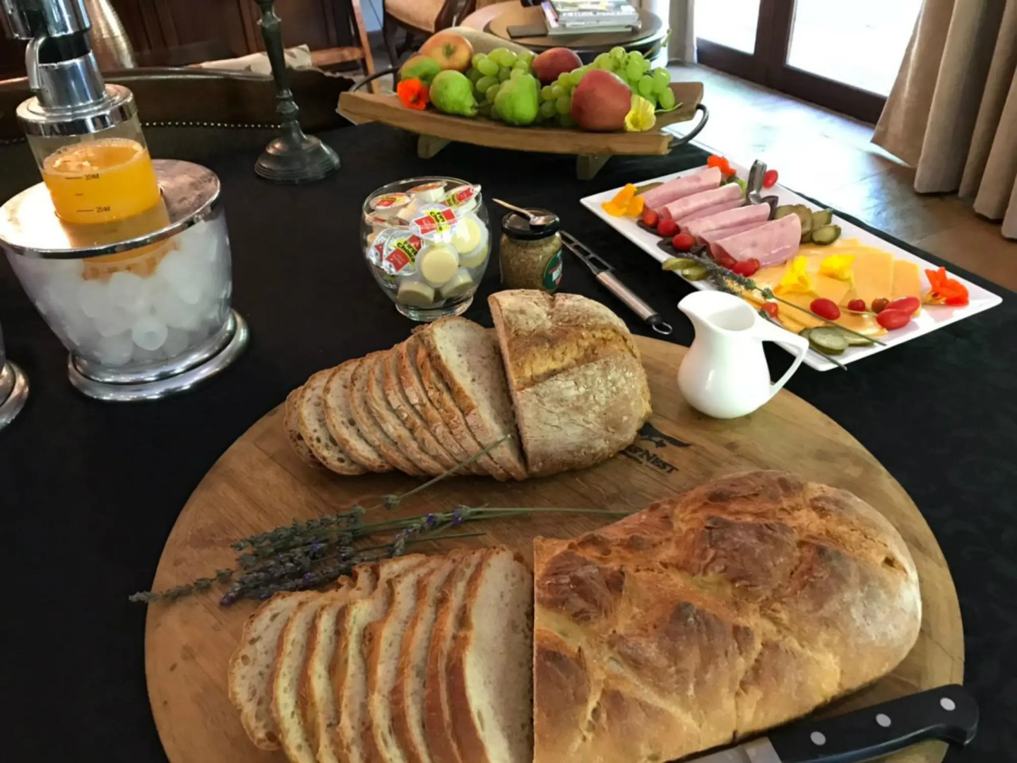 Shangri-La Manor - Adults Only