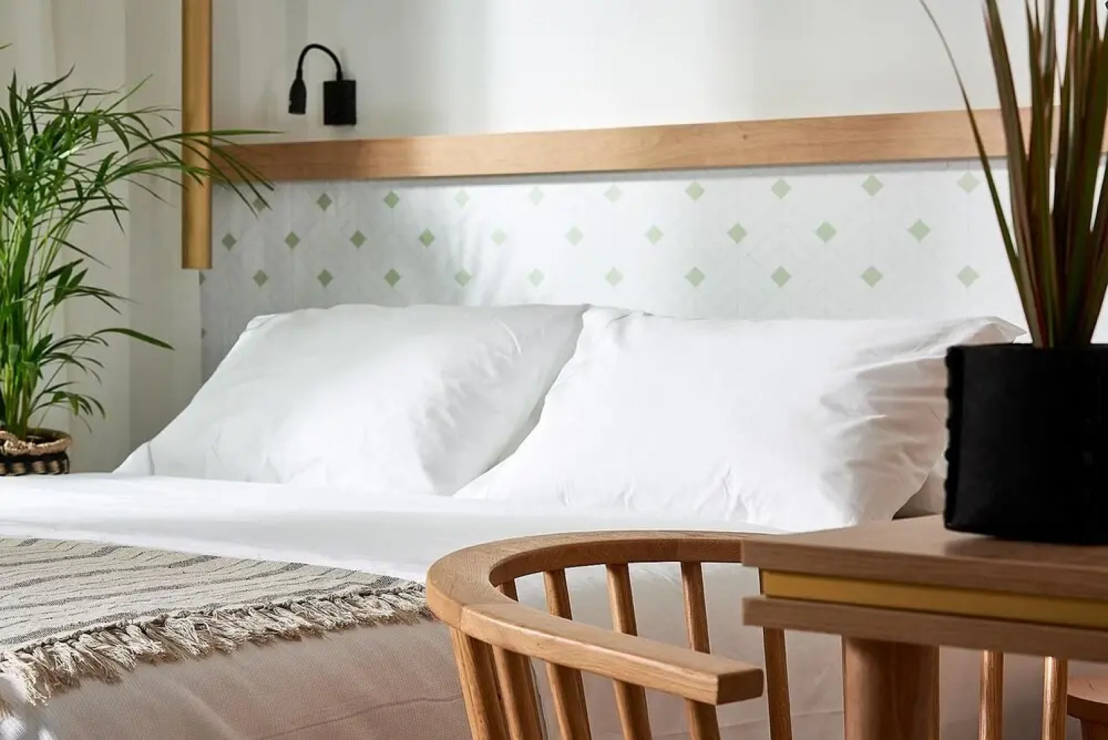 Seafront Villa With Private Pool and Kids Playground 300m From Restaurants