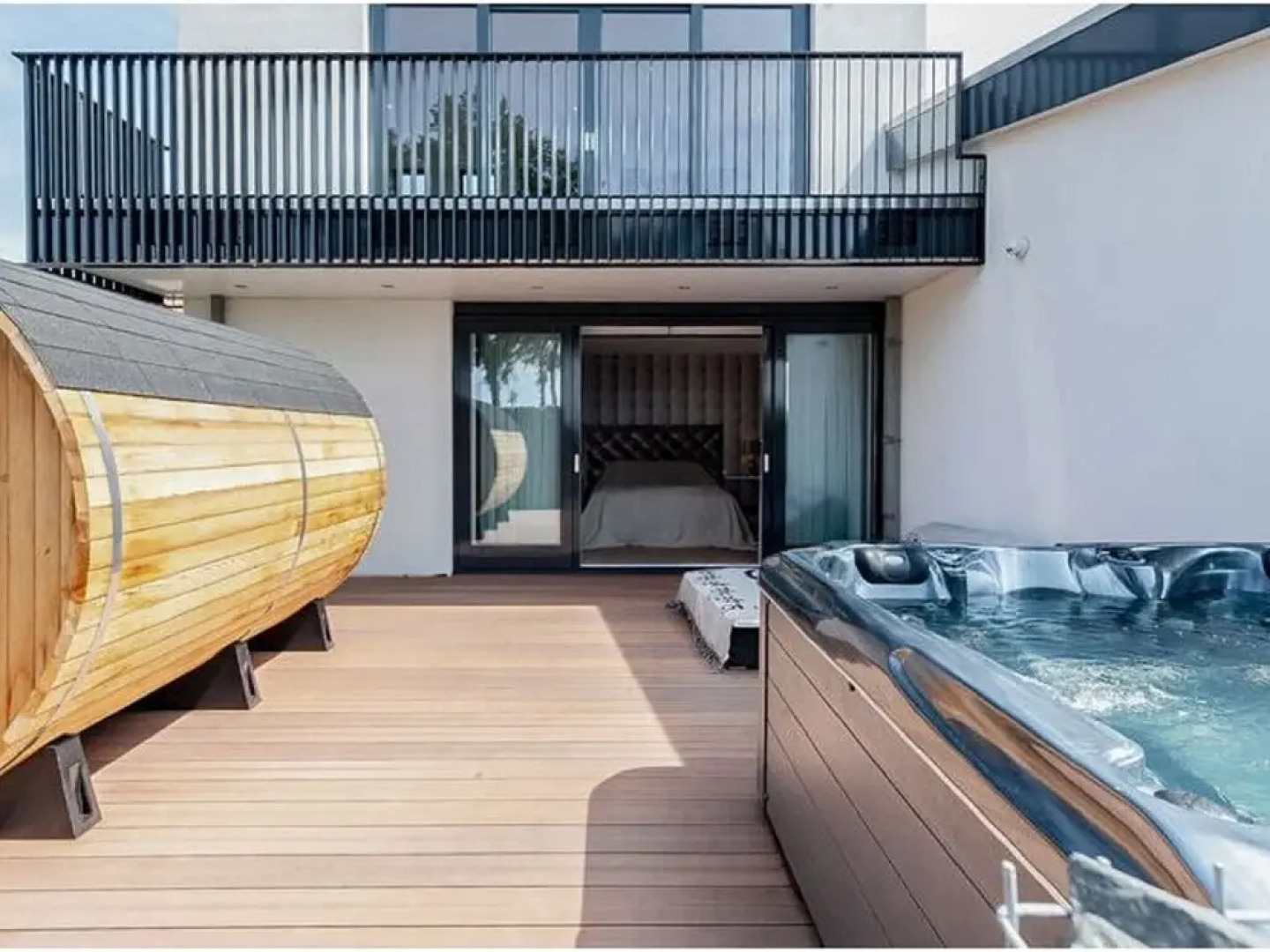 Unique Villa in Akersloot with Sauna & Hot Tub