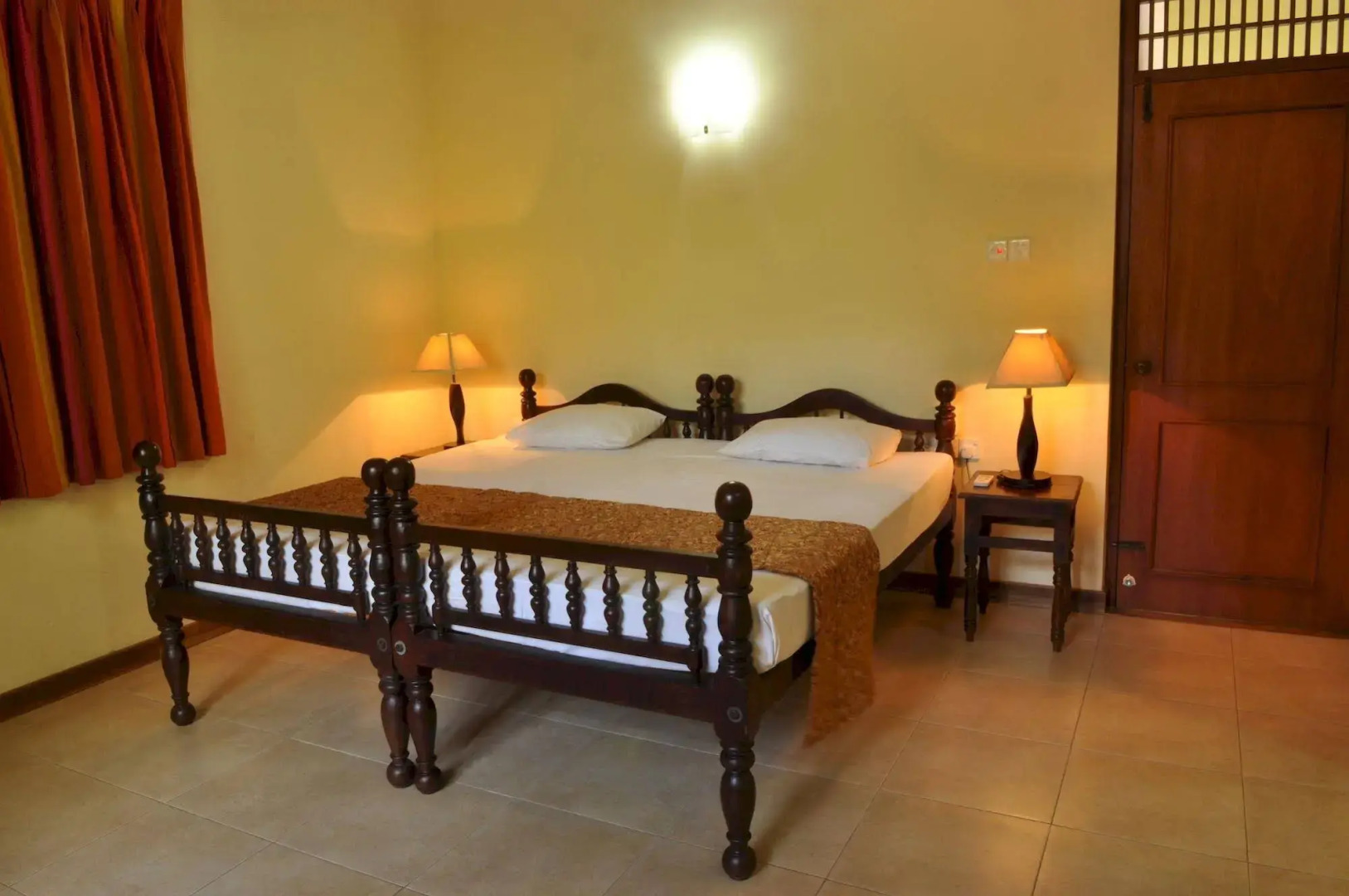 Lake View Bungalow Yala